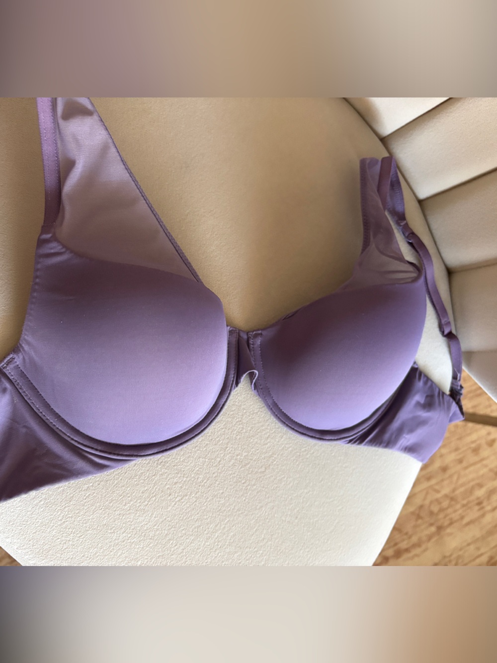 Victoria's Secret Lavender T-Shirt Bra - Smooth Molded Cups